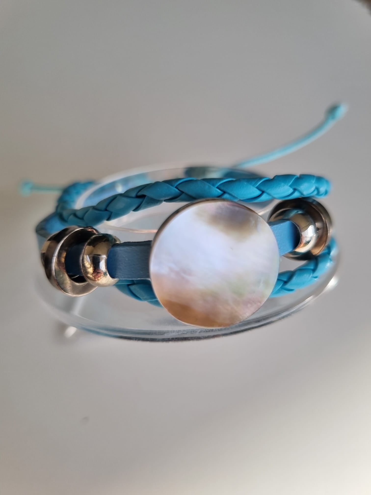 Bracelet cuir bleu et nacre – Papenoo