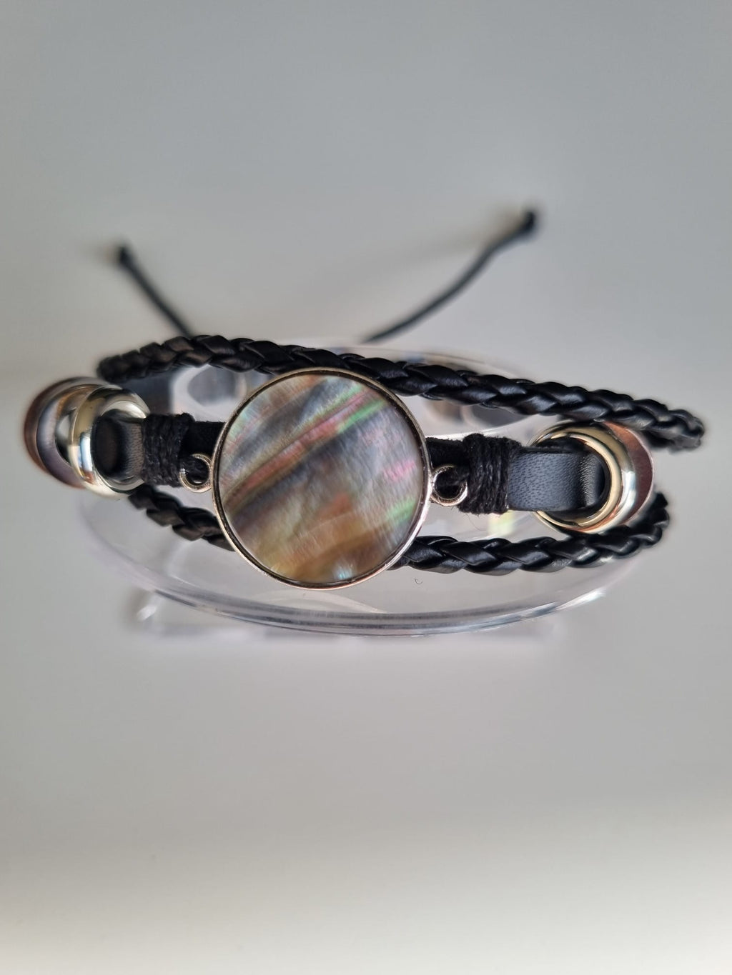 Bracelet en cuir noir et nacre – Mahina