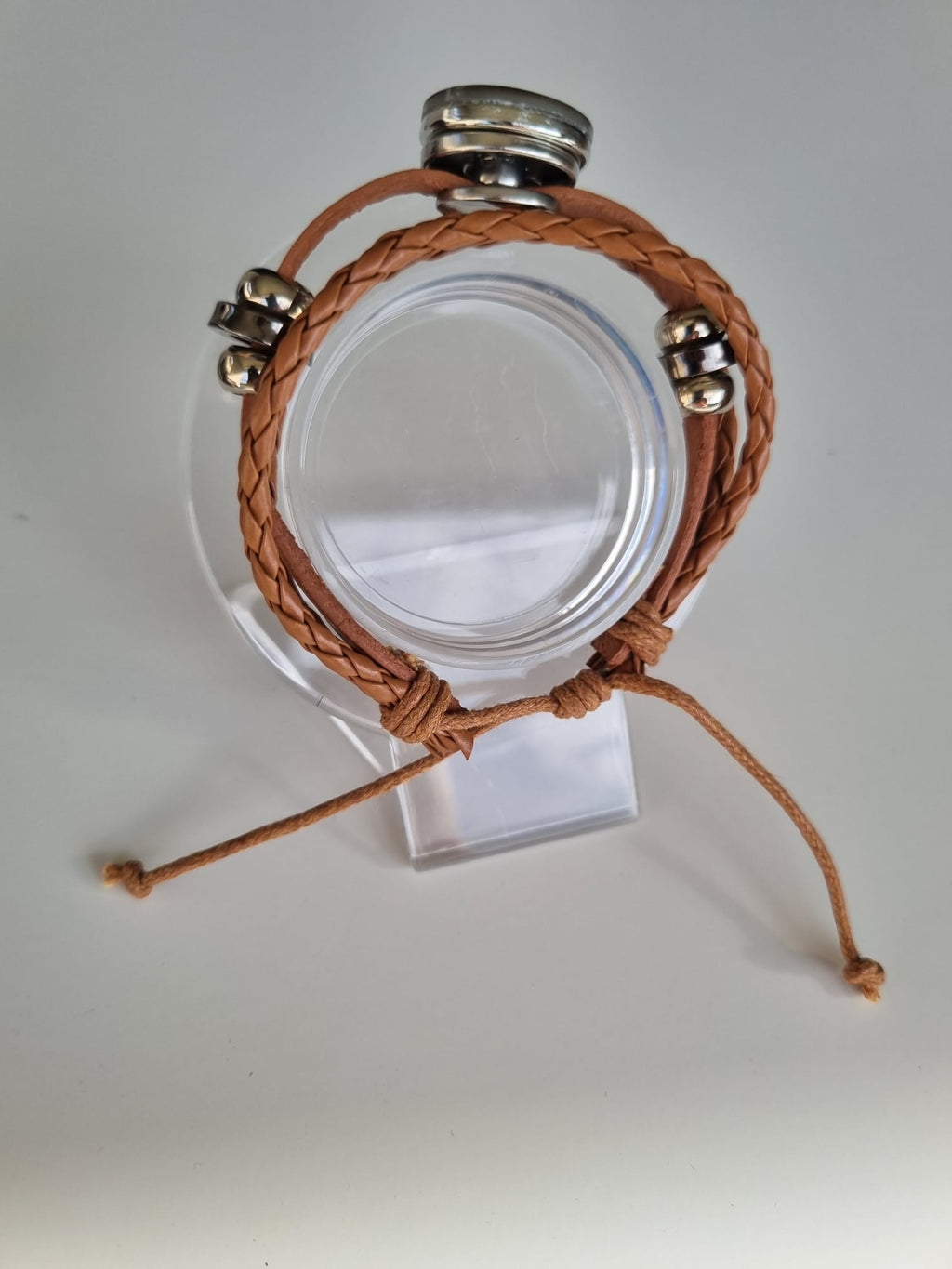 Bracelet cuir marron et nacre – Faa’a